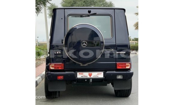 Buy Import Mercedes-Benz 190 Blue Car in Import - Dubai in Great Comore Buy Import Mercedes-Benz 190 Blue Car in Import - Dubai in Great Comore