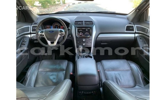 Buy Import Ford Explorer White Car in Import - Dubai in Great Comore Buy Import Ford Explorer White Car in Import - Dubai in Great Comore