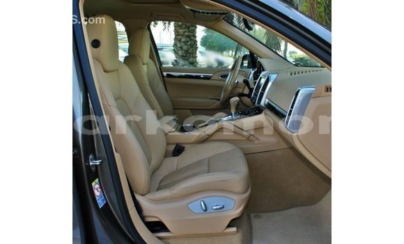 Buy Import Porsche Cayenne Brown Car in Import - Dubai in Great Comore Buy Import Porsche Cayenne Brown Car in Import - Dubai in Great Comore