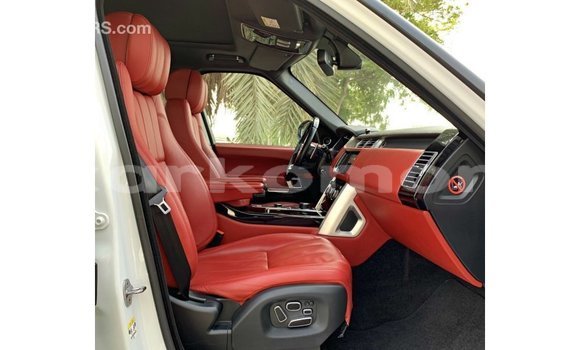 Buy Import Land Rover Range Rover White Car in Import - Dubai in Great Comore Buy Import Land Rover Range Rover White Car in Import - Dubai in Great Comore