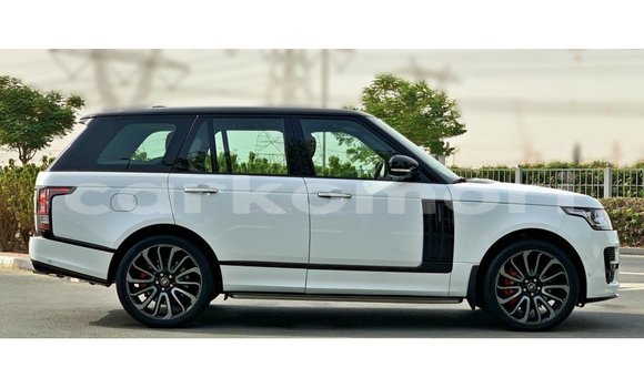 Buy Import Land Rover Range Rover White Car in Import - Dubai in Great Comore Buy Import Land Rover Range Rover White Car in Import - Dubai in Great Comore