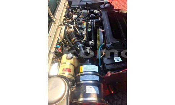 Acheter Import Voiture Hummer H1 Autre à Import - Dubai, Grande Comore Acheter Import Voiture Hummer H1 Autre à Import - Dubai, Grande Comore