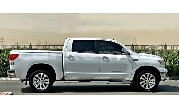Buy Import Toyota Tundra White Car in Import - Dubai in Great Comore Buy Import Toyota Tundra White Car in Import - Dubai in Great Comore