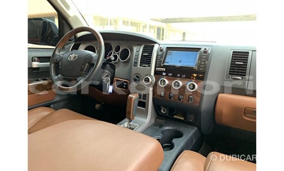 Buy Import Toyota Tundra White Car in Import - Dubai in Great Comore Buy Import Toyota Tundra White Car in Import - Dubai in Great Comore