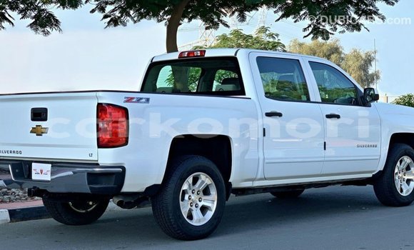 Buy Import Chevrolet Silverado White Car in Import - Dubai in Great Comore Buy Import Chevrolet Silverado White Car in Import - Dubai in Great Comore