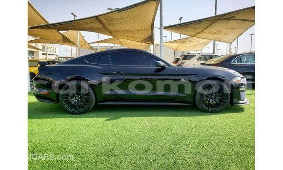 Acheter Import Voiture Ford Mustang Noir à Import - Dubai, Grande Comore Acheter Import Voiture Ford Mustang Noir à Import - Dubai, Grande Comore