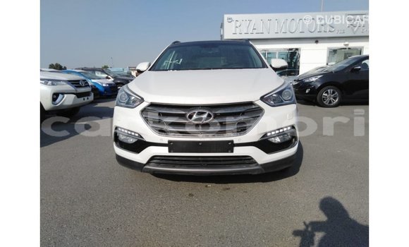 Buy Import Hyundai Santa Fe White Car in Import - Dubai in Great Comore Buy Import Hyundai Santa Fe White Car in Import - Dubai in Great Comore