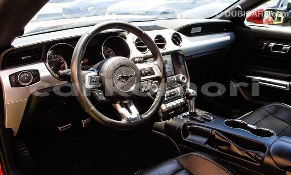 Acheter Import Voiture Ford Mustang Rouge à Import - Dubai, Grande Comore Acheter Import Voiture Ford Mustang Rouge à Import - Dubai, Grande Comore