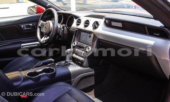 Acheter Import Voiture Ford Mustang Rouge à Import - Dubai, Grande Comore Acheter Import Voiture Ford Mustang Rouge à Import - Dubai, Grande Comore