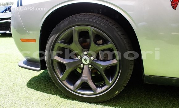 Acheter Import Voiture Dodge Challenger Autre à Import - Dubai, Grande Comore Acheter Import Voiture Dodge Challenger Autre à Import - Dubai, Grande Comore
