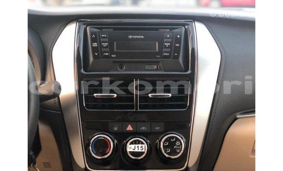 Acheter Import Voiture Toyota Yaris Autre à Import - Dubai, Grande Comore Acheter Import Voiture Toyota Yaris Autre à Import - Dubai, Grande Comore