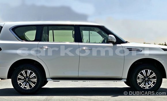 Buy Import Nissan Patrol White Car in Import - Dubai in Great Comore Buy Import Nissan Patrol White Car in Import - Dubai in Great Comore