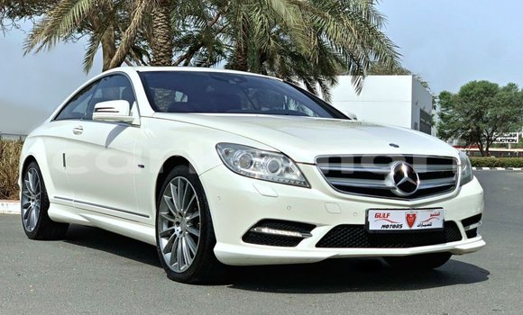 Buy Import Mercedes-Benz 190 White Car in Import - Dubai in Great Comore Buy Import Mercedes-Benz 190 White Car in Import - Dubai in Great Comore