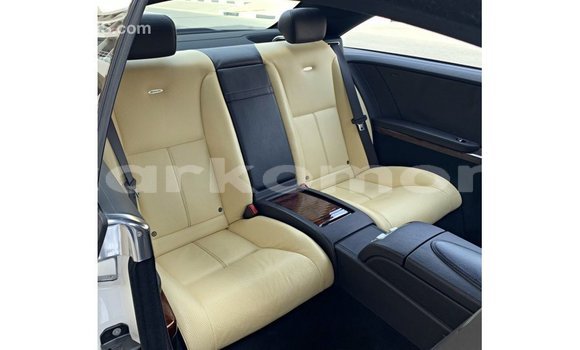 Buy Import Mercedes-Benz 190 White Car in Import - Dubai in Great Comore Buy Import Mercedes-Benz 190 White Car in Import - Dubai in Great Comore
