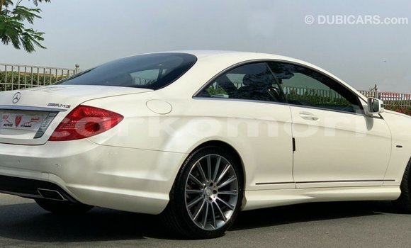 Buy Import Mercedes-Benz 190 White Car in Import - Dubai in Great Comore Buy Import Mercedes-Benz 190 White Car in Import - Dubai in Great Comore