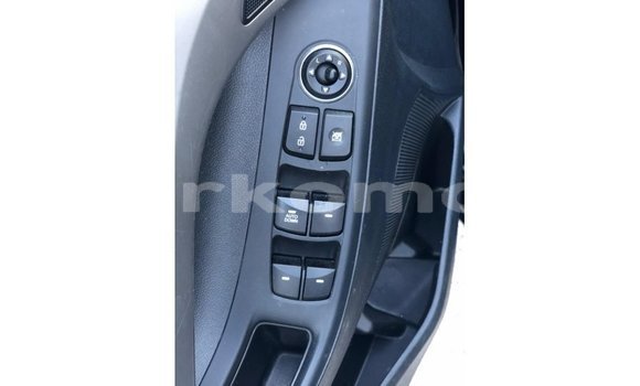 Acheter Import Voiture Hyundai Elantra Noir à Import - Dubai, Grande Comore Acheter Import Voiture Hyundai Elantra Noir à Import - Dubai, Grande Comore