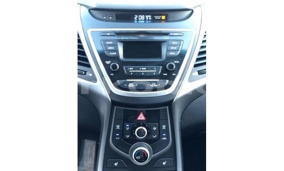 Acheter Import Voiture Hyundai Elantra Noir à Import - Dubai, Grande Comore Acheter Import Voiture Hyundai Elantra Noir à Import - Dubai, Grande Comore