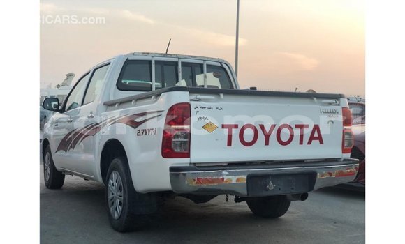 Buy Import Toyota Hilux White Car in Import - Dubai in Great Comore Buy Import Toyota Hilux White Car in Import - Dubai in Great Comore
