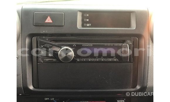 Buy Import Toyota Land Cruiser White Car in Import - Dubai in Great Comore Buy Import Toyota Land Cruiser White Car in Import - Dubai in Great Comore