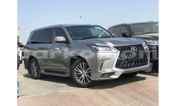 Acheter Import Voiture Lexus LX Autre à Import - Dubai, Grande Comore Acheter Import Voiture Lexus LX Autre à Import - Dubai, Grande Comore