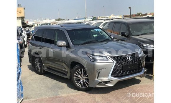 Acheter Import Voiture Lexus LX Autre à Import - Dubai, Grande Comore Acheter Import Voiture Lexus LX Autre à Import - Dubai, Grande Comore