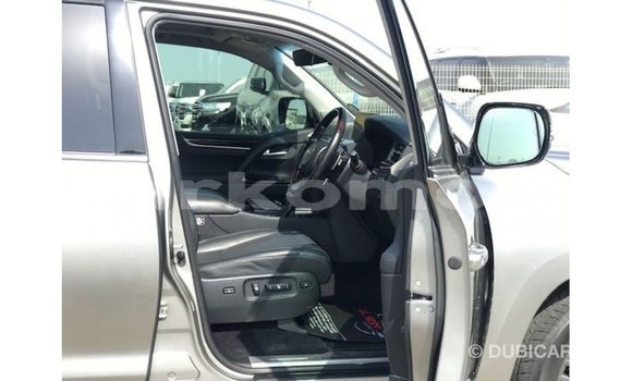 Acheter Import Voiture Lexus LX Autre à Import - Dubai, Grande Comore Acheter Import Voiture Lexus LX Autre à Import - Dubai, Grande Comore