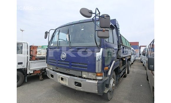 Acheter Import Voiture Nissan 350Z Bleu à Import - Dubai, Grande Comore Acheter Import Voiture Nissan 350Z Bleu à Import - Dubai, Grande Comore