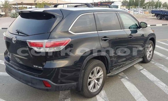 Acheter Import Voiture Toyota Highlander Noir à Import - Dubai, Grande Comore Acheter Import Voiture Toyota Highlander Noir à Import - Dubai, Grande Comore