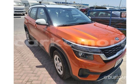 Acheter Import Voiture Kia Carens Autre à Import - Dubai, Grande Comore Acheter Import Voiture Kia Carens Autre à Import - Dubai, Grande Comore