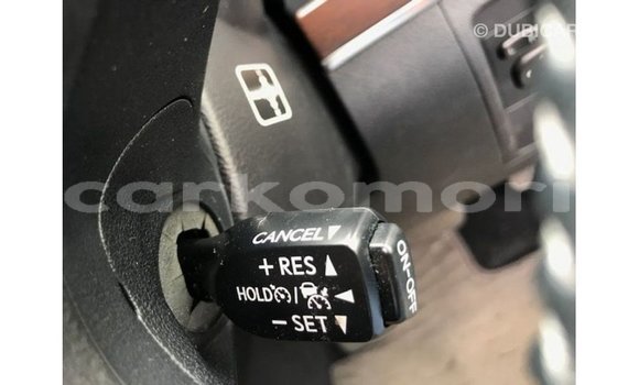 Acheter Import Voiture Toyota Land Cruiser Noir à Import - Dubai, Grande Comore Acheter Import Voiture Toyota Land Cruiser Noir à Import - Dubai, Grande Comore
