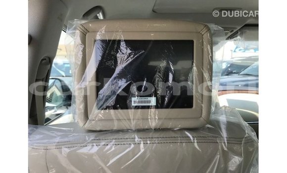 Buy Import Nissan Patrol White Car in Import - Dubai in Great Comore Buy Import Nissan Patrol White Car in Import - Dubai in Great Comore