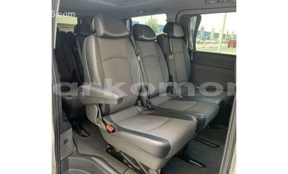 Buy Import Mercedes-Benz Viano Other Car in Import - Dubai in Great Comore Buy Import Mercedes-Benz Viano Other Car in Import - Dubai in Great Comore