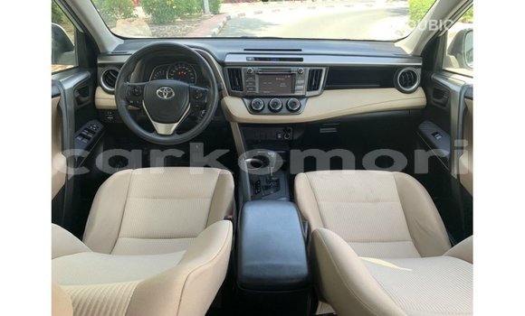 Buy Import Toyota 4Runner White Car in Import - Dubai in Great Comore Buy Import Toyota 4Runner White Car in Import - Dubai in Great Comore