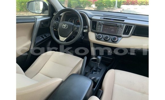 Buy Import Toyota 4Runner White Car in Import - Dubai in Great Comore Buy Import Toyota 4Runner White Car in Import - Dubai in Great Comore