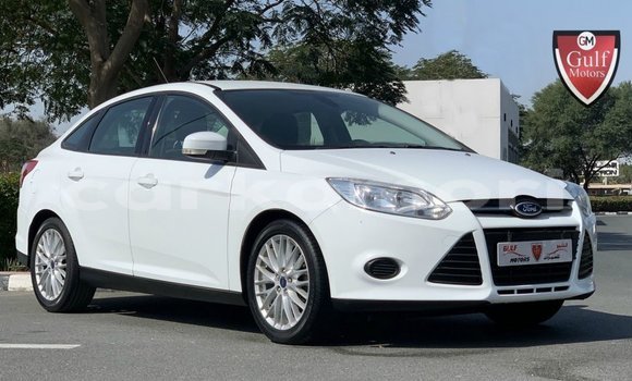Buy Import Ford Focus White Car in Import - Dubai in Great Comore