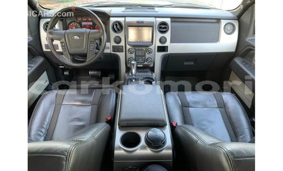 Buy Import Ford Club Wagon Beige Car in Import - Dubai in Great Comore Buy Import Ford Club Wagon Beige Car in Import - Dubai in Great Comore