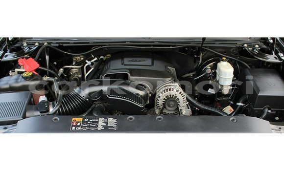 Acheter Import Voiture Chevrolet Tahoe Noir à Import - Dubai, Grande Comore Acheter Import Voiture Chevrolet Tahoe Noir à Import - Dubai, Grande Comore