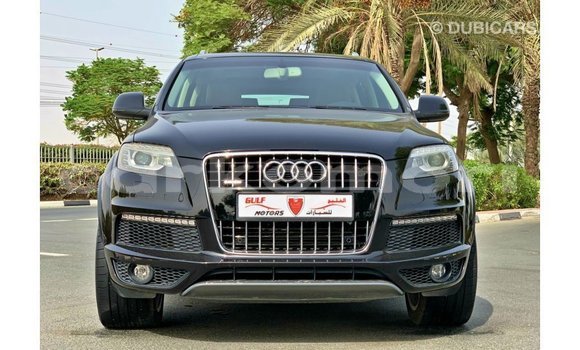 Acheter Import Voiture Audi Q7 Noir à Import - Dubai, Grande Comore Acheter Import Voiture Audi Q7 Noir à Import - Dubai, Grande Comore