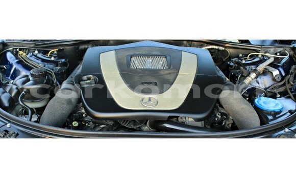 Buy Import Mercedes-Benz 200 Blue Car in Import - Dubai in Great Comore Buy Import Mercedes-Benz 200 Blue Car in Import - Dubai in Great Comore