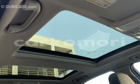 Buy Import Mercedes-Benz 200 Blue Car in Import - Dubai in Great Comore Buy Import Mercedes-Benz 200 Blue Car in Import - Dubai in Great Comore