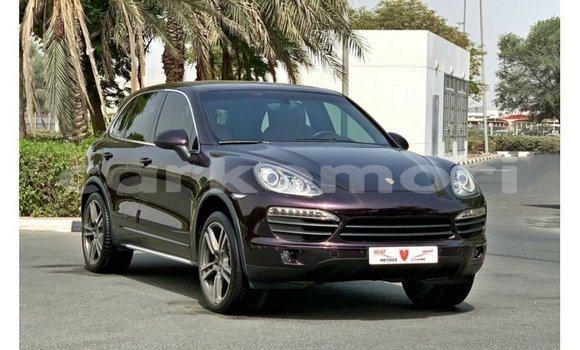 Acheter Import Voiture Porsche Cayenne Autre à Import - Dubai, Grande Comore