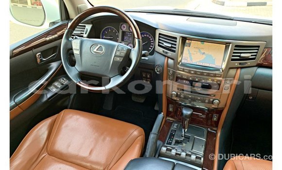Buy Import Lexus LX White Car in Import - Dubai in Great Comore Buy Import Lexus LX White Car in Import - Dubai in Great Comore