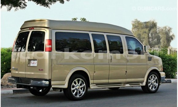 Buy Import GMC Acadia Other Car in Import - Dubai in Great Comore Buy Import GMC Acadia Other Car in Import - Dubai in Great Comore