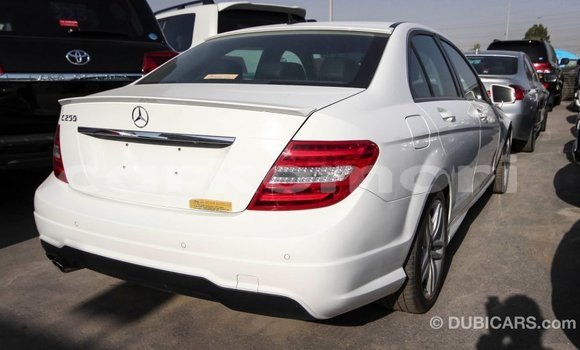 Buy Import Mercedes-Benz 200 White Car in Import - Dubai in Great Comore Buy Import Mercedes-Benz 200 White Car in Import - Dubai in Great Comore