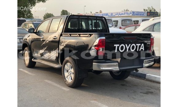 Acheter Import Voiture Toyota Hilux Noir à Import - Dubai, Grande Comore Acheter Import Voiture Toyota Hilux Noir à Import - Dubai, Grande Comore