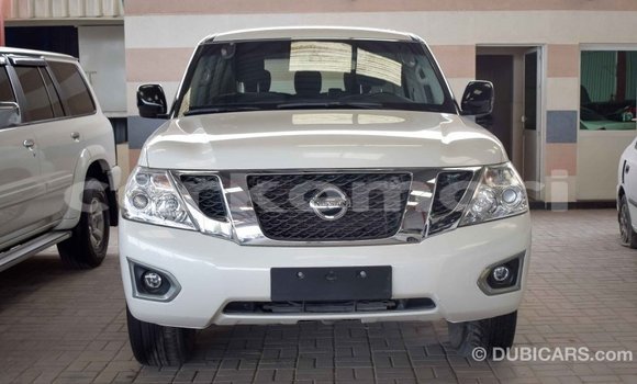 Acheter Import Voiture Nissan Patrol Blanc à Import - Dubai, Grande Comore Acheter Import Voiture Nissan Patrol Blanc à Import - Dubai, Grande Comore