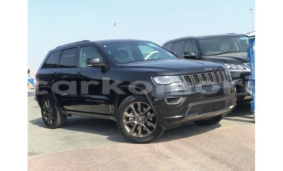 Acheter Import Voiture Jeep Cherokee Autre à Import - Dubai, Grande Comore