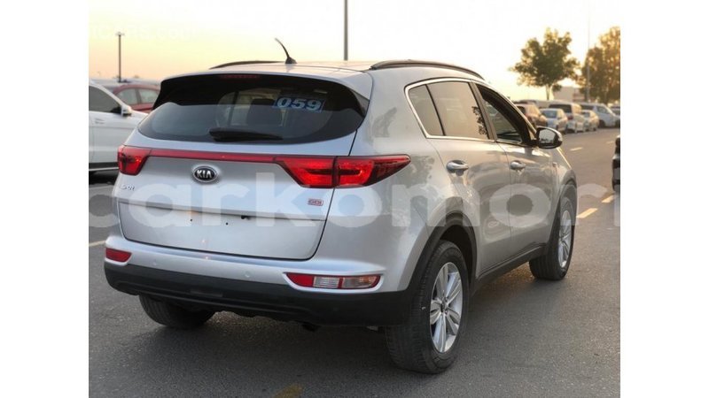 Big with watermark kia sportage great comore import dubai 3274