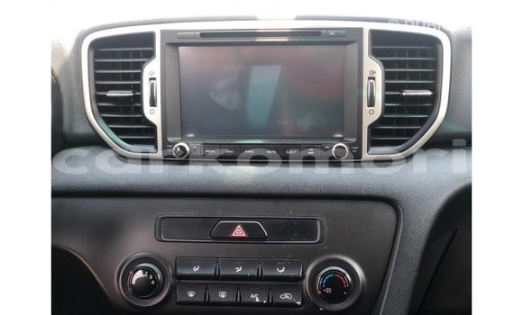 Buy Import Kia Sportage Other Car in Import - Dubai in Great Comore Buy Import Kia Sportage Other Car in Import - Dubai in Great Comore