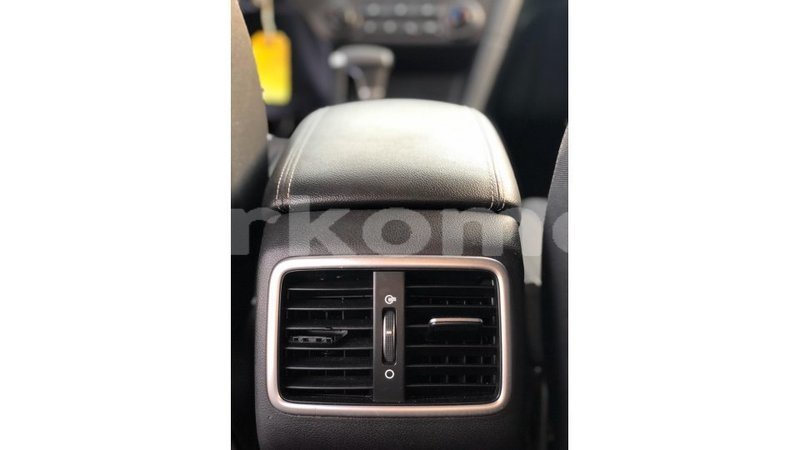 Big with watermark kia sportage great comore import dubai 3274